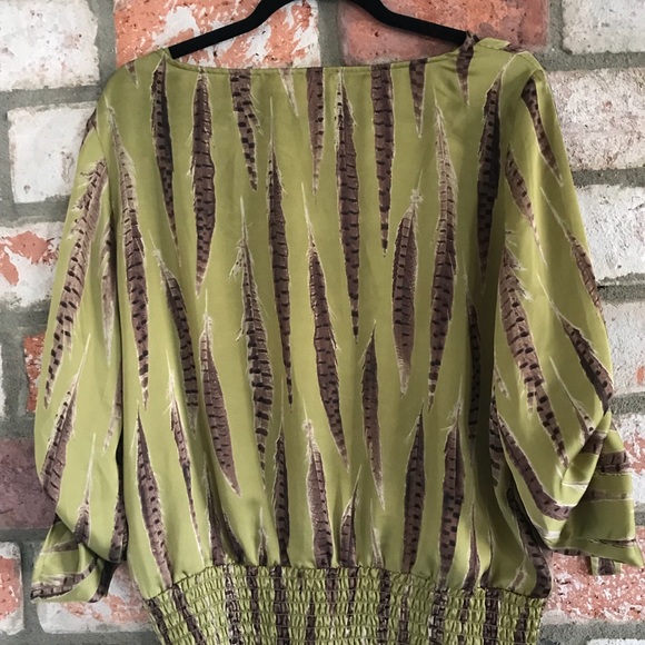 💗SOLD💗Michael Kors Blouse - Picture 2 of 3